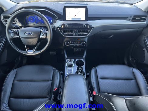 Used 2022 Ford Escape SEL w/ Technology Package image 5