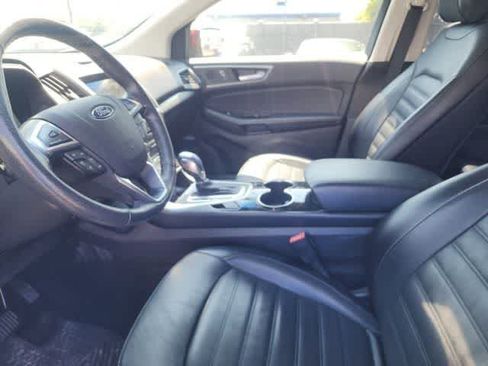 Used 2017 Ford Edge SEL w/ Equipment Group 201A FWD image 30