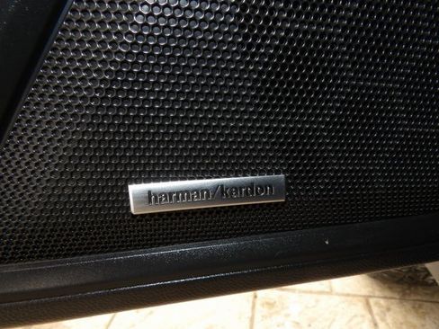 Used 2023 Subaru Outback Limited image 28