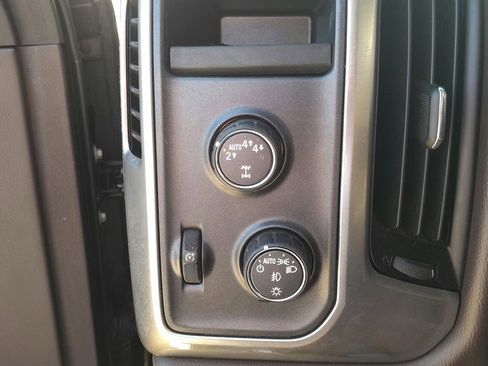 Used 2017 Chevrolet Silverado 1500 LT w/ All Star Edition AWD/4WD image 28