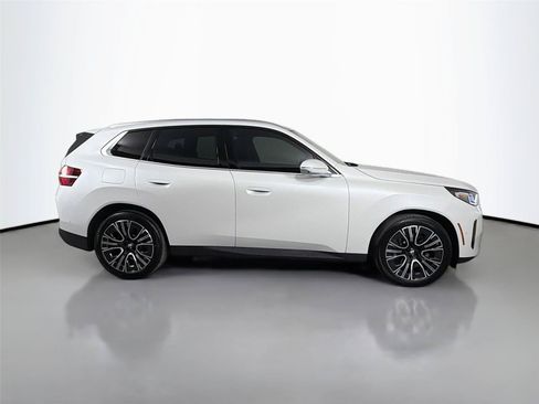 New 2026 BMW X3 xDrive30i w/ Premium Package AWD/4WD image 4