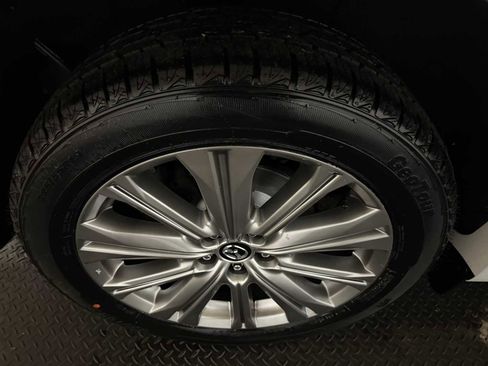 Certified 2023 MAZDA CX-5 Signature image 13