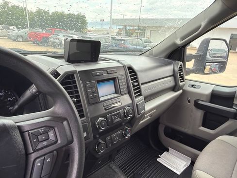 Used 2019 Ford F450 XL w/ Power Equipment Group RWD image 13