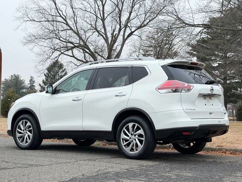 Used 2014 Nissan Rogue SL image 3