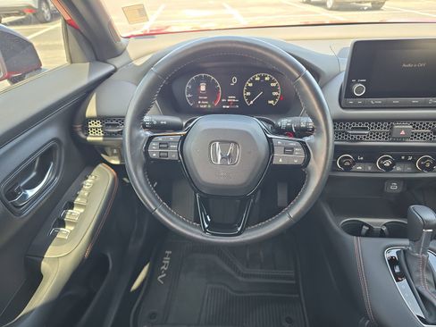 Certified 2024 Honda HR-V Sport image 9