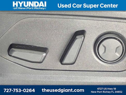 Used 2022 Hyundai Santa Cruz SEL w/ Activity Package FWD image 20
