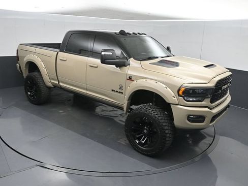 Used 2024 RAM 2500 Limited AWD/4WD image 47