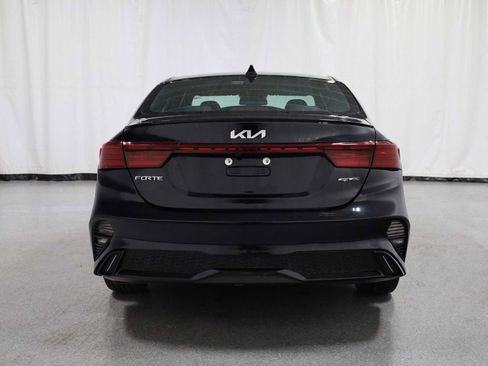 Used 2024 Kia Forte GT-Line w/ GT-Line Premium Package FWD image 7