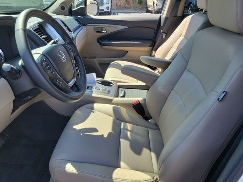 Certified 2023 Honda Ridgeline RTL image 16