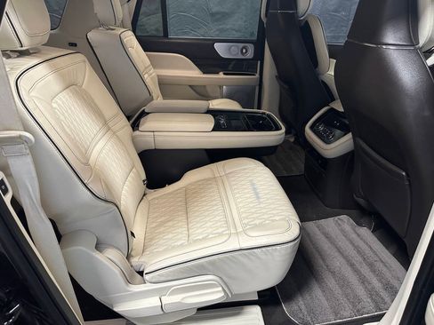 Used 2020 Lincoln Navigator L Black Label w/ Cargo Convenience Package AWD/4WD image 24