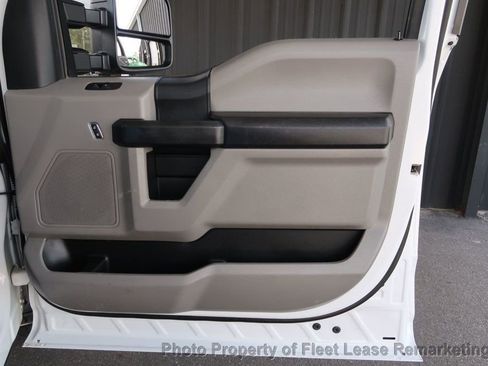 Used 2019 Ford F250 XL w/ Power Equipment Group RWD image 21