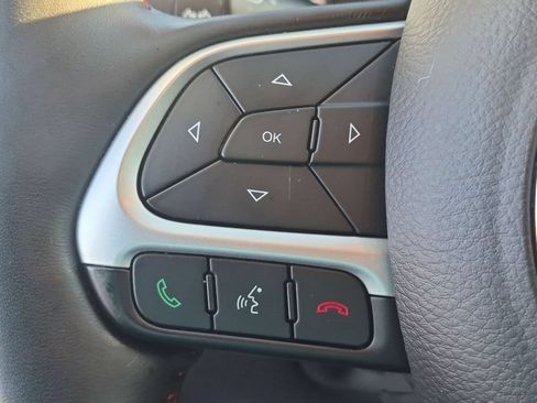 Used 2018 Jeep Compass Trailhawk w/ Cold Weather Group AWD/4WD image 16
