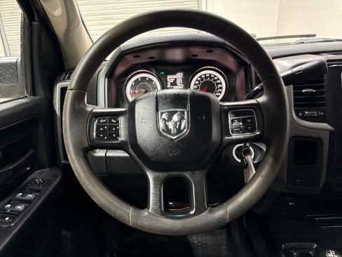 Used 2018 RAM 3500 Tradesman image 19