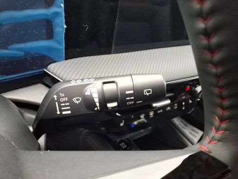 New 2026 Nissan Kicks SR image 23