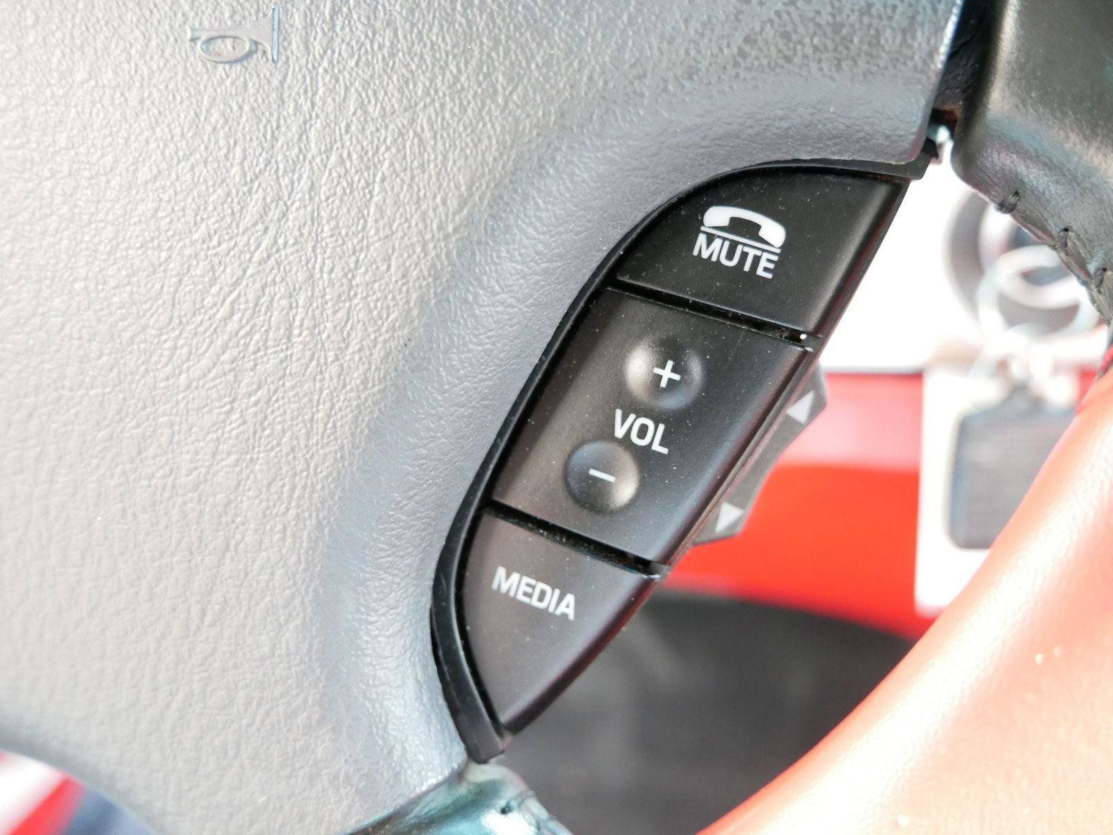Used 2002 Ford Thunderbird RWD image 29