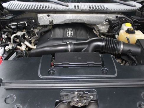 Used 2017 Lincoln Navigator L Reserve image 31