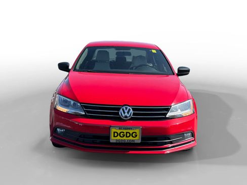 Used 2016 Volkswagen Jetta Sport FWD image 8