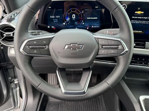 New 2026 Chevrolet Equinox LT w/ Midnight Edition FWD image 10
