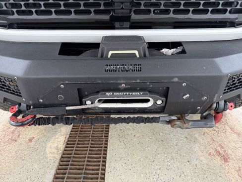 Used 2022 Ford Bronco Wildtrak image 9