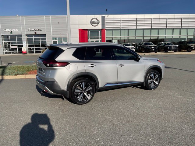 Used 2022 Nissan Rogue Platinum w/ Head-Up Display Package AWD/4WD image 6
