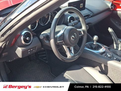 Used 2025 MAZDA MX-5 Miata Grand Touring w/ Appearance Package RWD image 17