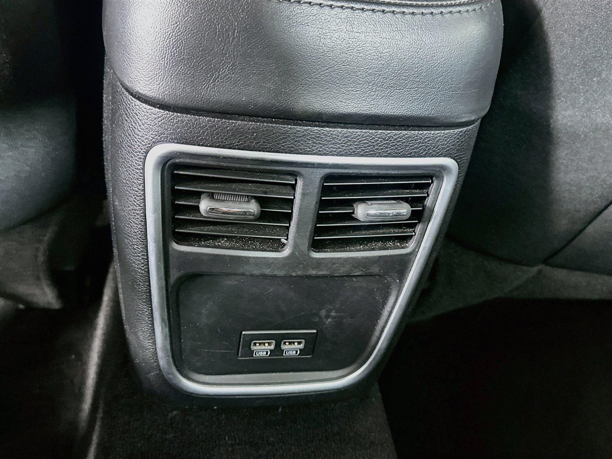 Used 2020 Chrysler 300 Touring w/ Sport Appearance Package RWD image 27