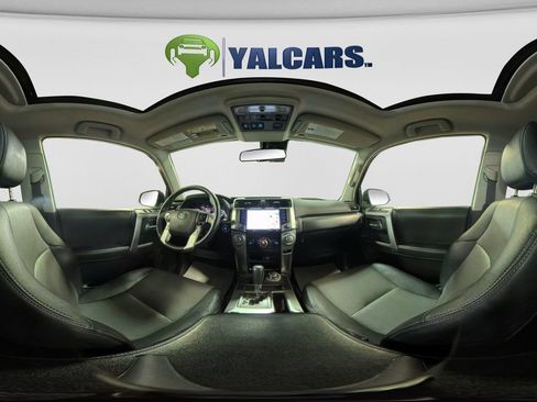 Used 2020 Toyota 4Runner SR5 Premium w/ Moonroof Package AWD/4WD image 47