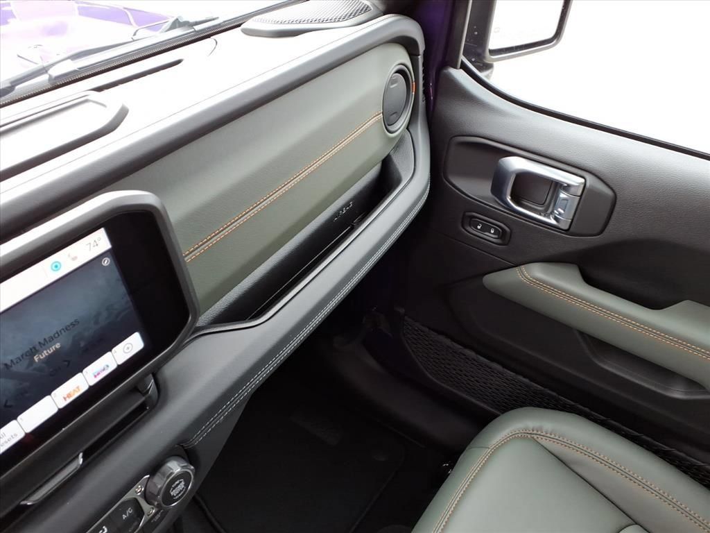 New 2026 Jeep Gladiator Mojave AWD/4WD image 31