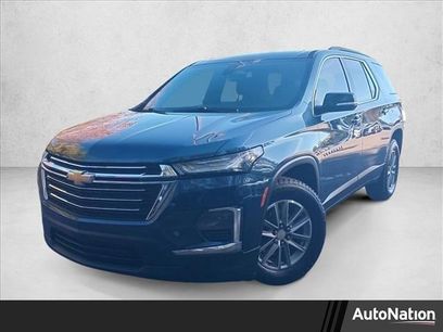 Used 2023 Chevrolet Traverse LT