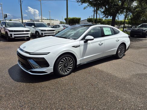 New 2026 Hyundai Sonata SEL FWD image 1