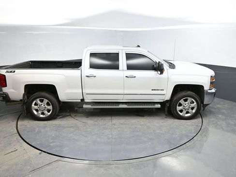 Used 2019 Chevrolet Silverado 2500 LTZ w/ LTZ Plus Package AWD/4WD image 34