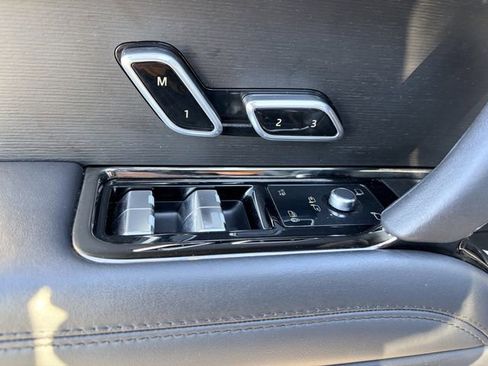 Used 2024 Land Rover Range Rover Sport Dynamic SE image 7