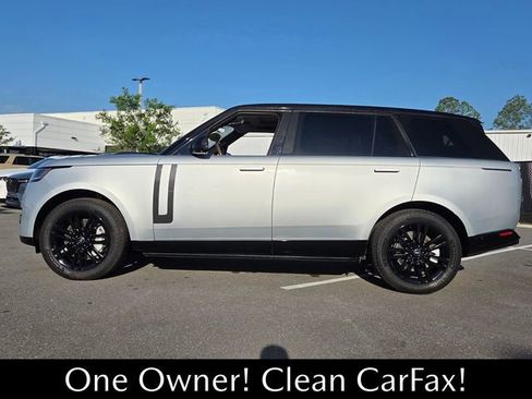 Used 2023 Land Rover Range Rover Long Wheelbase SE image 3
