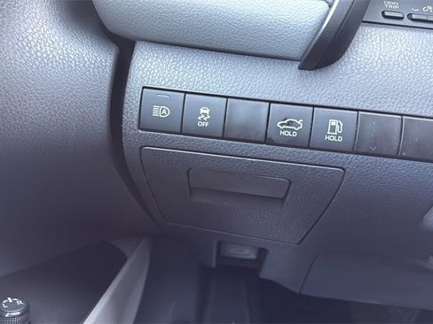 Used 2023 Toyota Camry LE image 28