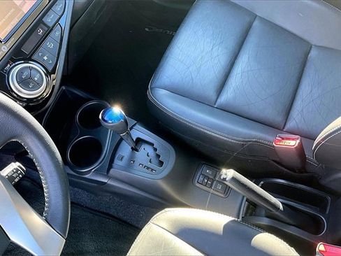 Used 2015 Toyota Prius C Four image 13