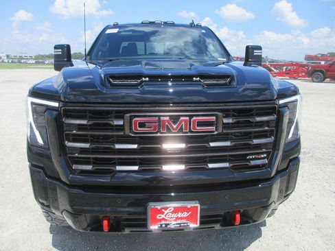 New 2026 GMC Sierra 2500 AT4X AWD/4WD image 12