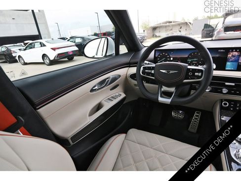 Used 2026 Genesis GV70 3.5T Sport Prestige AWD/4WD image 11