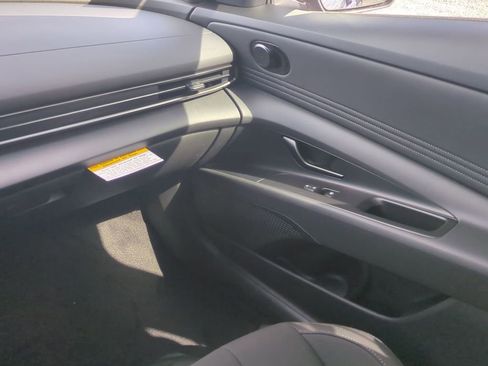 New 2026 Hyundai Elantra SEL Sport image 18