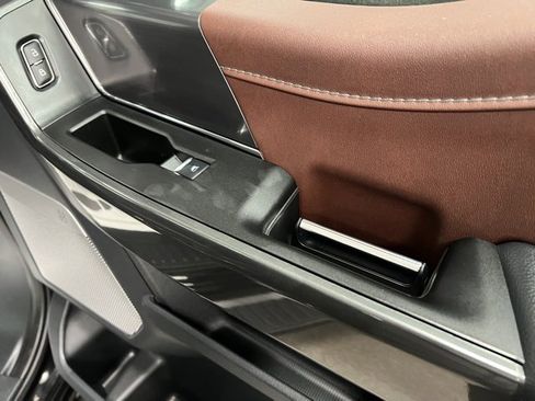 Used 2023 Ford F150 Lariat w/ Equipment Group 502A High image 58