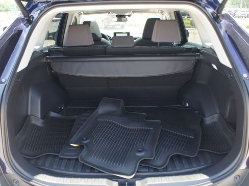 Used 2025 Toyota RAV4 XLE w/ Convenience Package AWD/4WD image 17