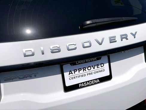 Certified 2025 Land Rover Discovery Sport S AWD/4WD image 31