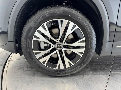 New 2025 Mercedes-Benz GLA 250 image 10