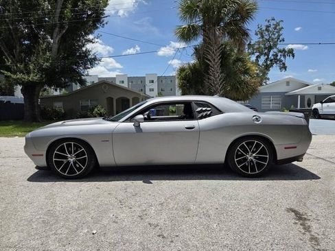 Used 2018 Dodge Challenger R/T Plus RWD image 4