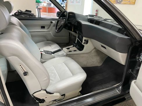 Used 1987 BMW 635CSi Coupe RWD image 39