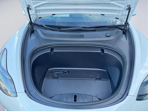 Used 2020 Tesla Model 3 Standard Range Plus image 8