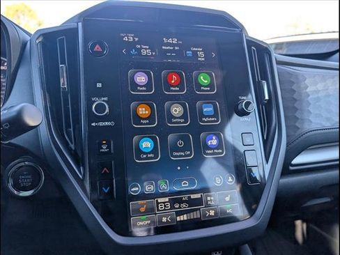 Used 2025 Subaru Forester Premium image 13