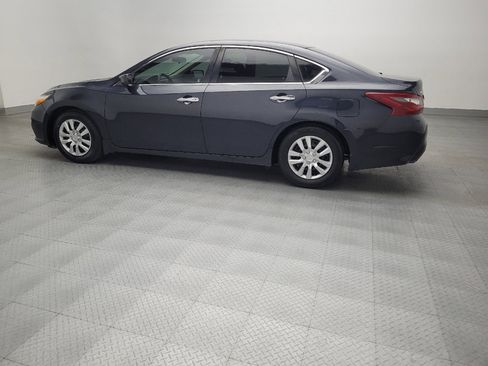 Used 2018 Nissan Altima 2.5 S w/ S Convenience Package image 3