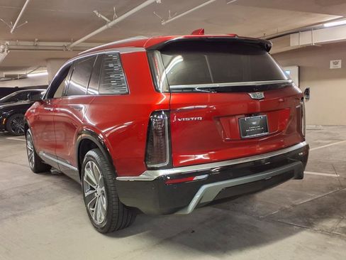 New 2026 Cadillac Vistiq Luxury image 8