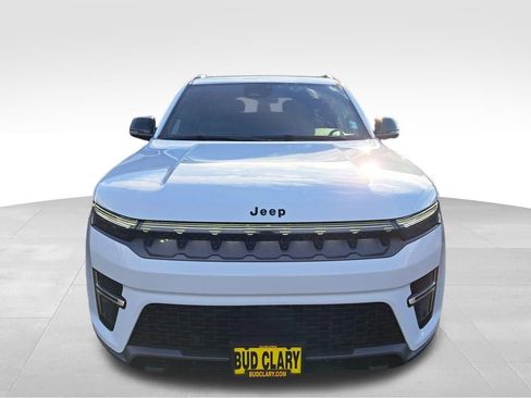 New 2026 Jeep Grand Wagoneer L Limited w/ HD Trailer Tow Package AWD/4WD image 9