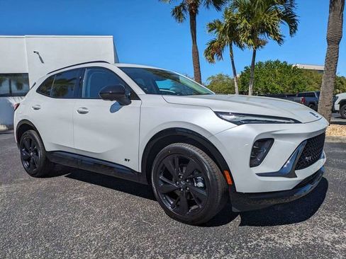 New 2025 Buick Envision Sport Touring image 2